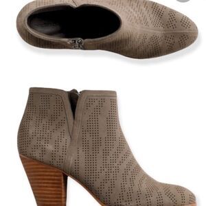 Violet & Red ankle booties. 8